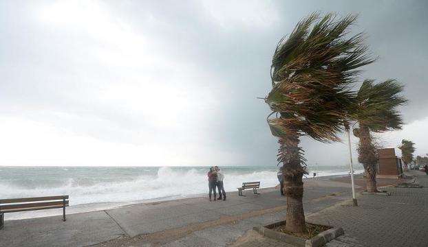 Batı Akdeniz için fırtına uyarısı