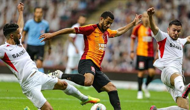 Galatasarayda puan kayıpları devam ediyor