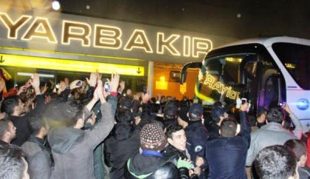 Galatasaraya Diyarbakırda coşkulu karşılama