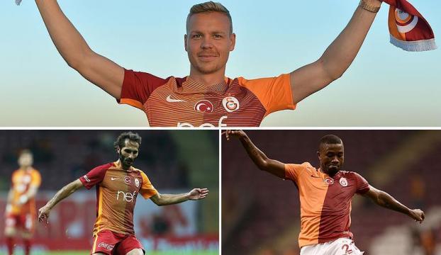 Galatasaray, 3 oyuncuyla yollarını ayırıyor