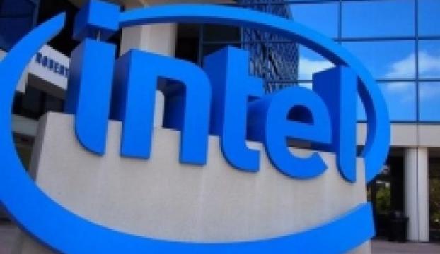 Intel kaybı önlemek için mobil ve PC bölümlerini birleştiriyor