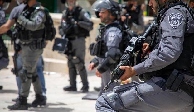 İsrail askerleri, Lübnan sınırında Gazzeye yönelik saldırıları protesto eden göstericilerden 5ini yaraladı