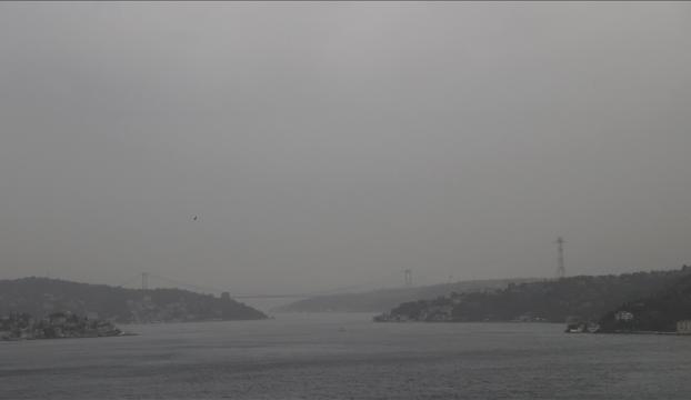 İstanbul Boğazında kapatılan gemi trafiği açıldı