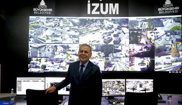 İzmirde &quot;Akıllı Trafik Sistemi&quot; devreye girdi