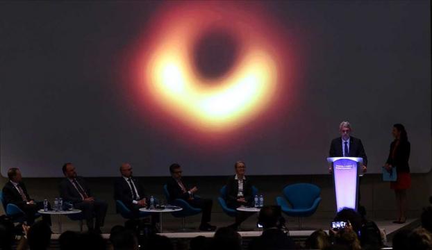 Kara deliğin fotoğrafını yayımlayan ekibe 3 milyon dolarlık ödül