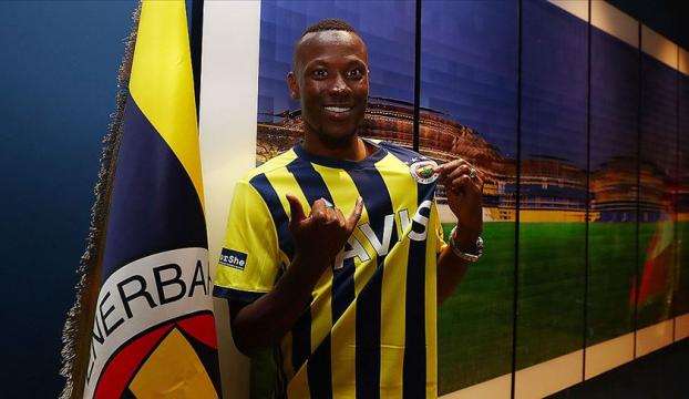 Fenerbahçe, Mame Thiamı transfer etti