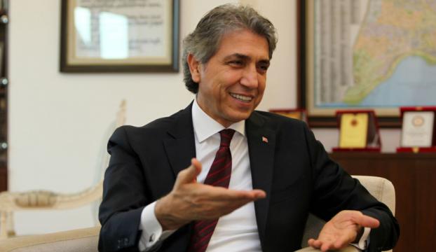 Fatih Belediye Başkanı Demir istifa etti