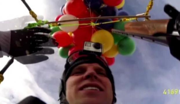 Paraşütçünün 90 balonla tehlikeli uçuşu