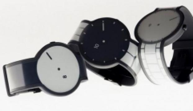 Sonynin e-kağıt kullanan akıllı saati görüntülendi