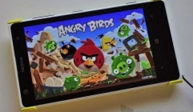 Angry Birds şimdi ücretsiz