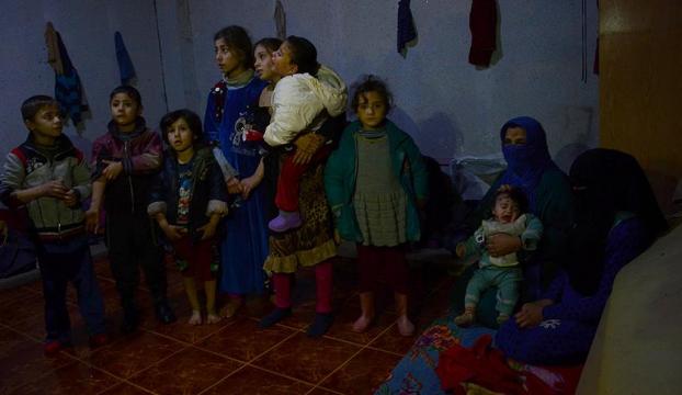 Telaferden göç eden Türkmenler Türkiye sınırına ulaştı