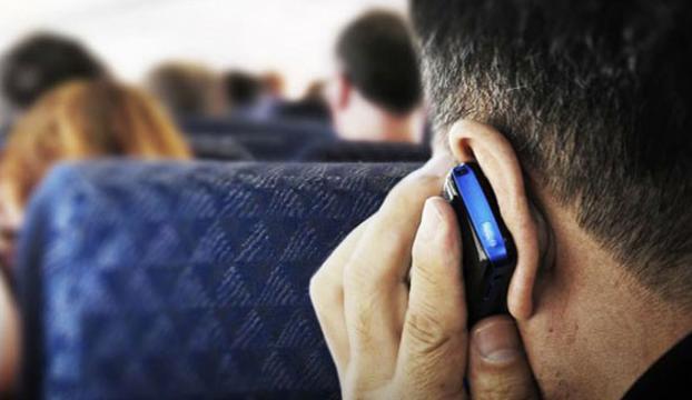 Uçaklarda cep telefonu düzenlemesi