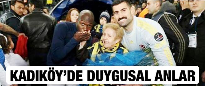 Fenerbahçeli'ler, İhsan Teyze'yle Buluştu