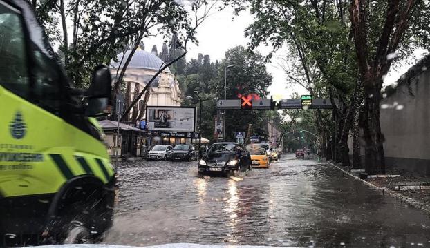 İstanbulda yağış etkili oldu