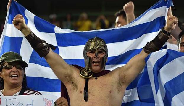 Yunanistanda futbol ligi askıya alındı